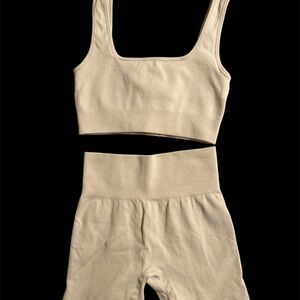 OQQ 2 piece work out outfit S- Ribbed-Tummy Control - Sports Bra & Bike Shorts